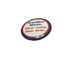 Vintage President Nixon Campaign Button